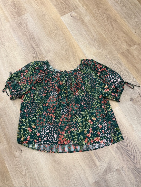 NWT LOFT Green Floral Puff Sleeve Blouse - Picture 4 of 6